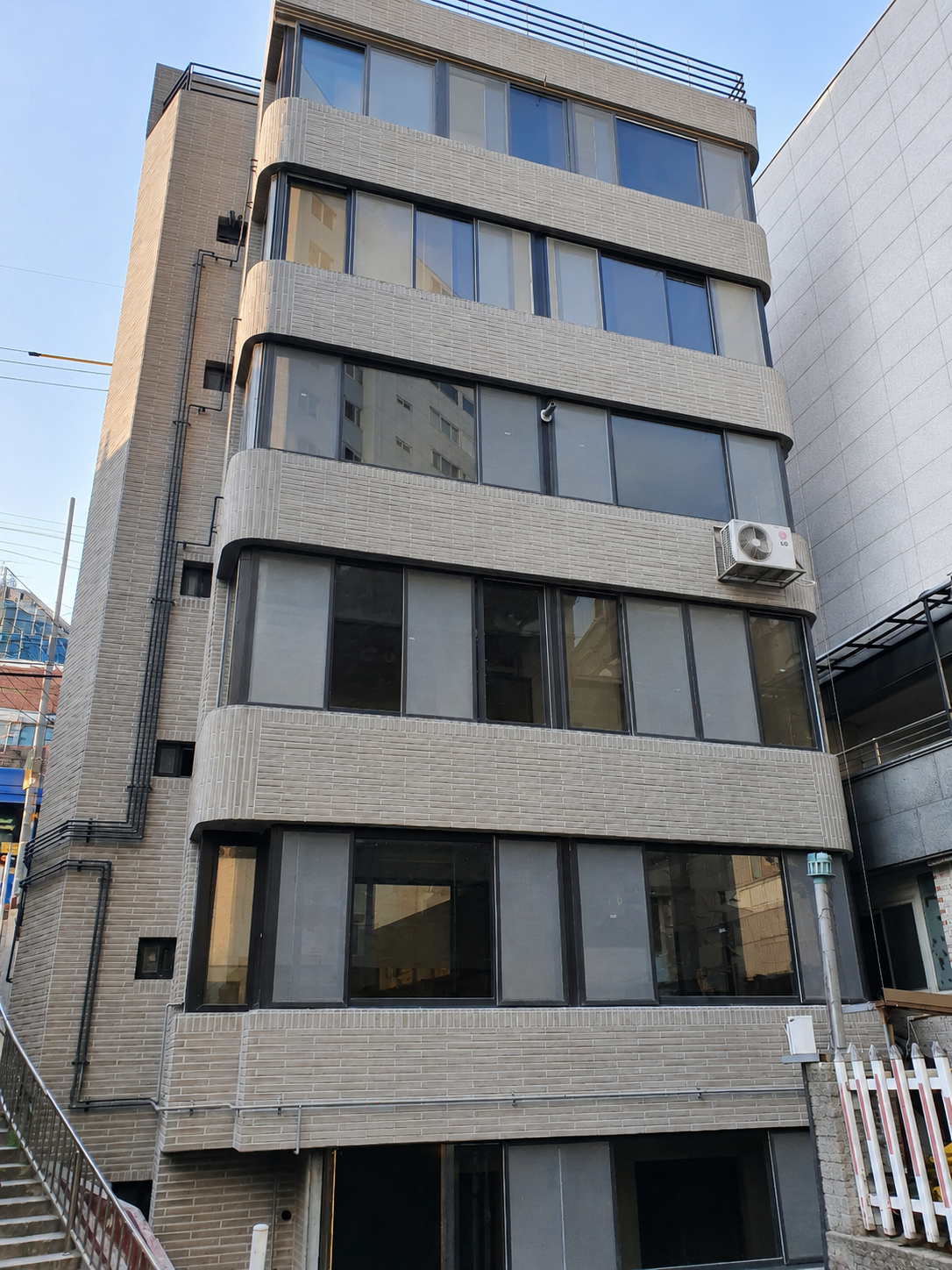 목동 상가주택 대수선 공사 완료 후면